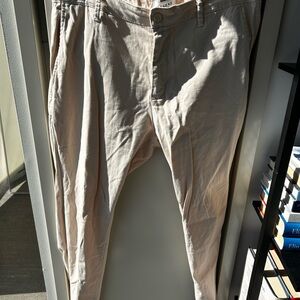 Classic Men's Khaki Chinos